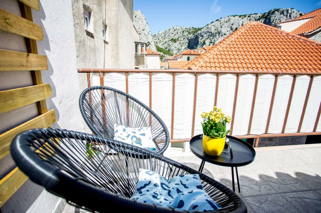 Mima'S Rooms Omiš Extérieur photo